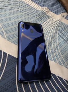 Samsung a22 in lush condition
