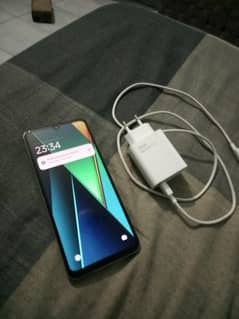 Poco c75 8/256 . . .