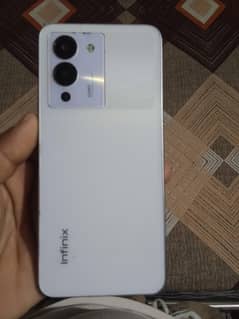 Infinix note 12 with complete box  exchange possible
