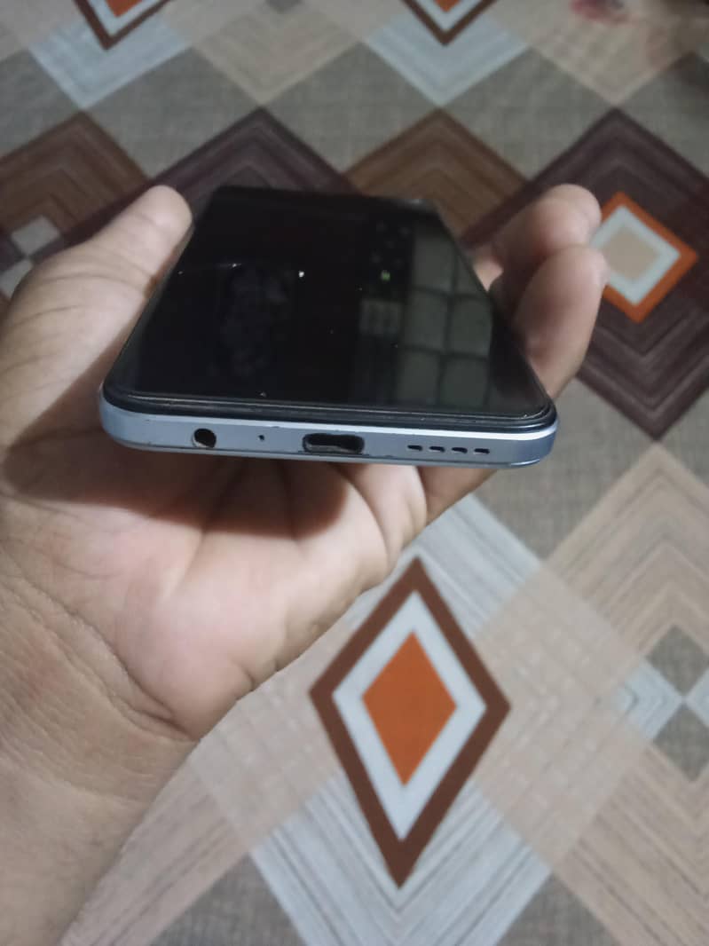 Infinix note 12 with complete box  exchange possible 4