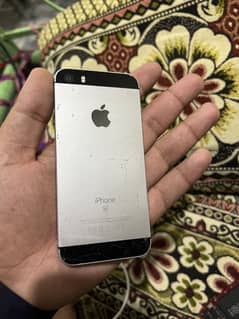 iPhone SE 32GB