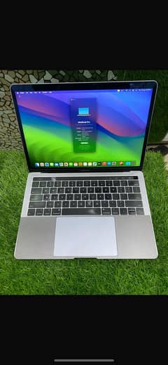 Apple MacBook pro 2018 / 256 gb Touch Bar