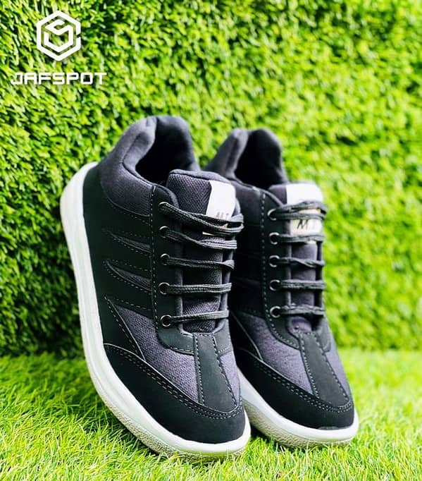 Men's Black Designer Sports Sneakers - New Casual Running Shoes