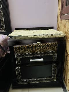 BED AND WADOROBE FOR SALE