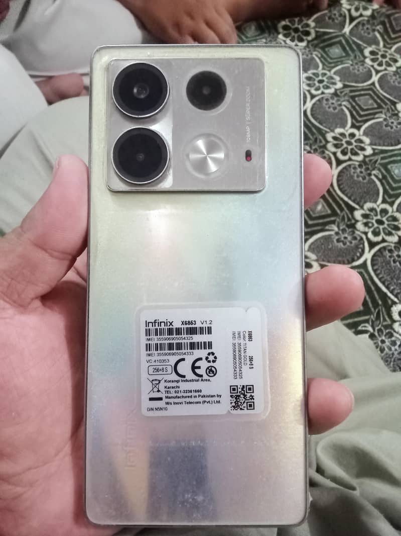 10/10 condition 4 month warranty with box charge 0