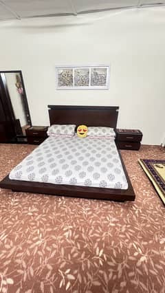 Low profile double bed