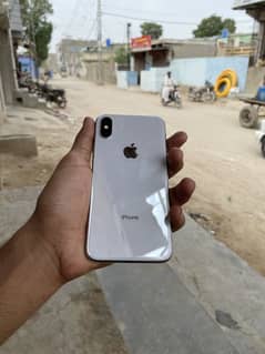IPhone X 256gb pta approved battery 80 back camera karab ha