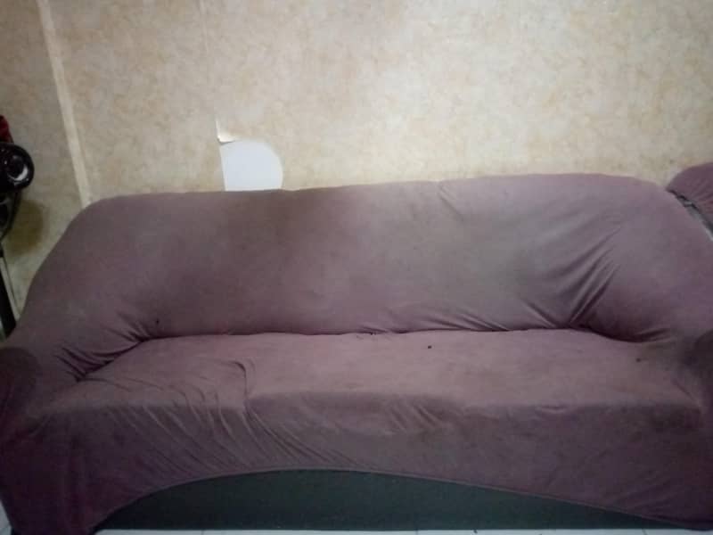 5 setar sofa set. use 2