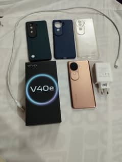 Vivo V40e.     Full Box.     03 month used.       (0332-0037723)