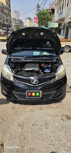 Toyota vitz 2011 2014