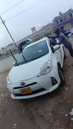 family use car he urgently sell karna he