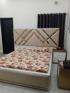 queen bed