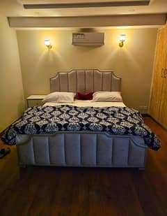 daily basis weekly basis one bad fully furnished luxury apertment available for rent gulbreg greens islamabad