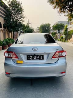 Toyota Corolla GLI 2011