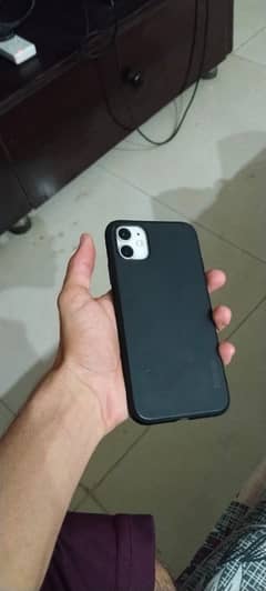 iPhone 11 pta proved 64 gb 77 battery health all okie 