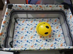 baby cot