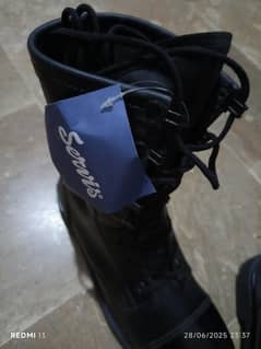 service shoes