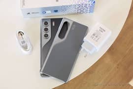 Tecno Camon 40 Pro (10-Months Warranty)