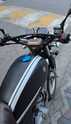 Suzuki GS 150 SE