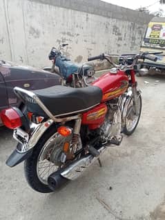 UNITED 125