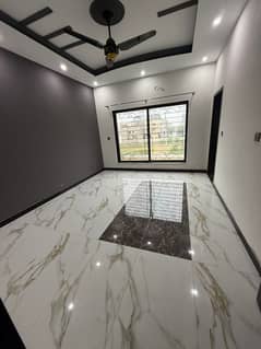 ONE KANAL UPPER PORTION AVAILABLE FOR RENT IN WAPDA TOWN