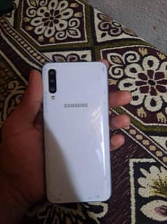 exchange possible  2 mobile han  whattsap = 03186070804