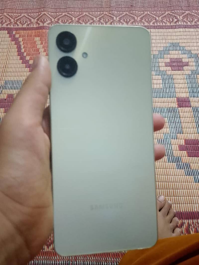 samsung ao6 no open no open daba or charger sath 0