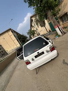 White suzuki mehran