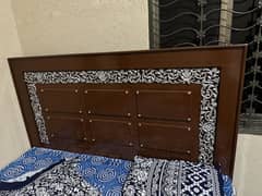 very suitable price and good new polish with mattress two mattress