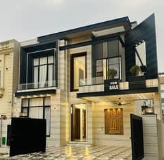 Top City 10 Marla House For Sale