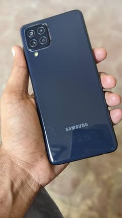 Samsung a22 4+128gb with box charger