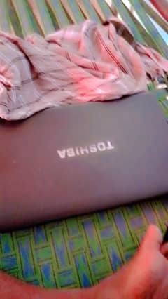 laptops bhot vip h 4 ram ha ic ki
