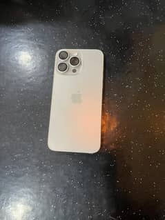 i phone 15 pro max  p t a prof dual sim fizical