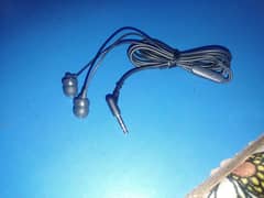  Universal Earphone with High-Quality Sound 
