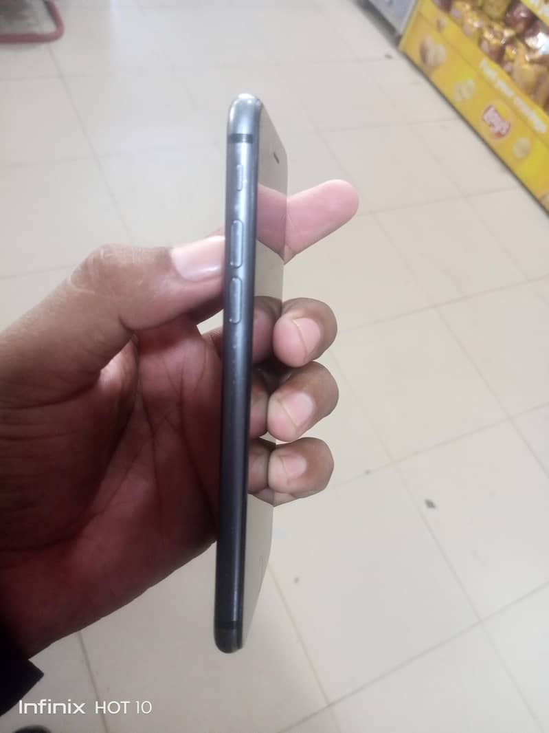 iPhone 8 non pta 3