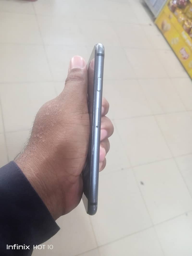 iPhone 8 non pta 4