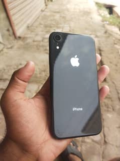IPHONE XR LLA MODEL