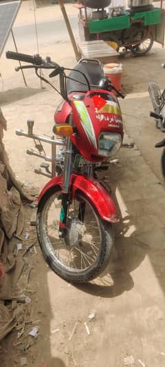 bike may koi maslaa NAHI hay hamnay new pridor leya hay is liyay is