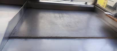 Burger shawarma counter