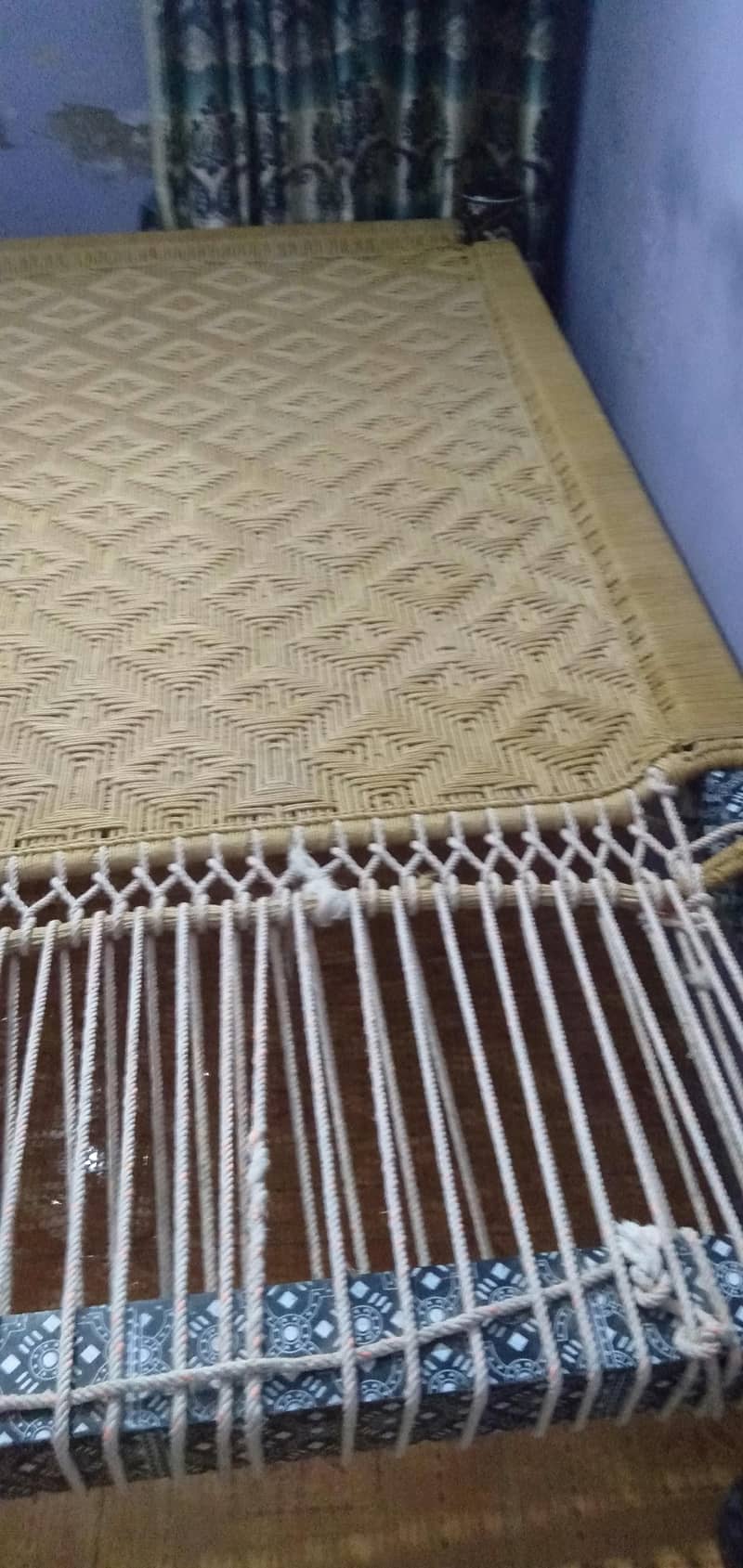 Hala char pae good condition used only 4 month 2
