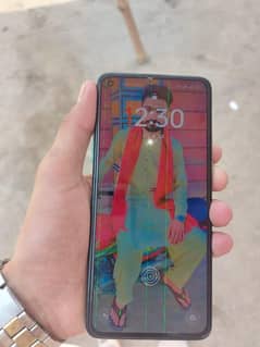 oneplus 8t (Line in panel)