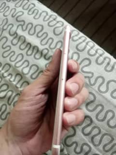 I phone 7  256 gb battery change Hn Baki all okay