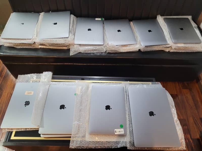 intel & m series i5 i7 i9 M1 M2 M3 Apple MacBook all models available 0
