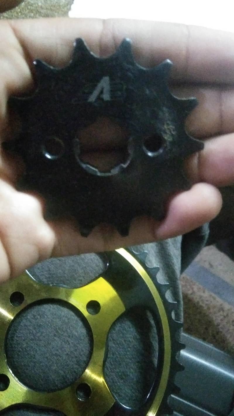 chain sprocket CD 70  SAB Trader 3