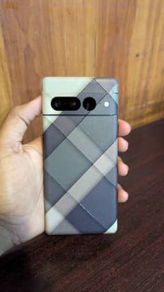Google Pixel 7 Pro  10/10