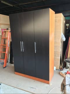 Wardrobe / almari