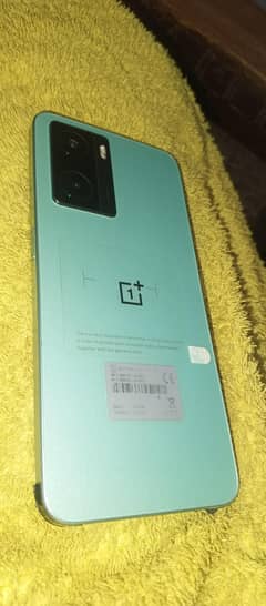 one plus Nord N20 SE  10/10; condition   6+4 ram 128 rom