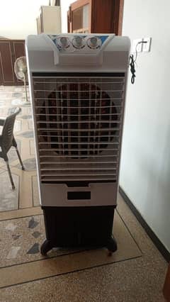 AC & DC TOWER ROOM COOLER ALMOST NEW