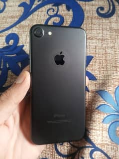 Iphone 7 for sale.