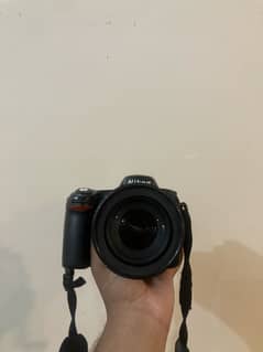 Nikon D80 DSLR camera with 18/105 lens